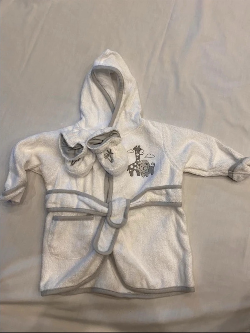Spasilk NWOT Robe & Booties 0-9mo